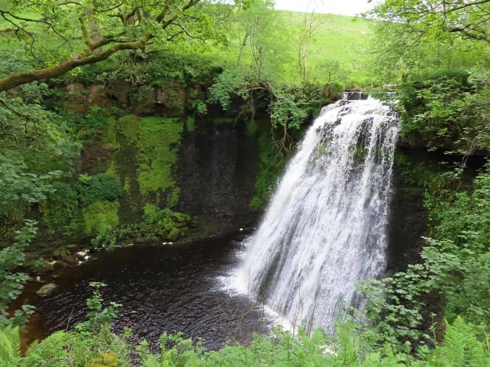 strong flowing waterfall